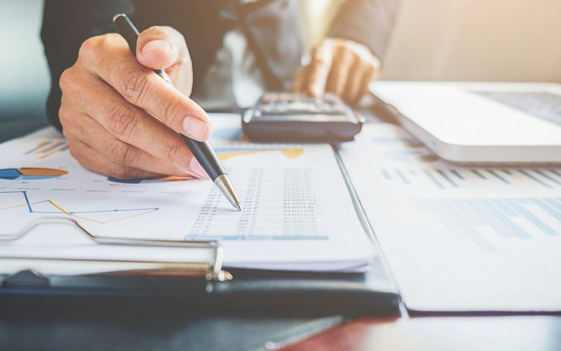 Reprendre une pharmacie → conditions, statut juridique, bilan, conseils de reprise