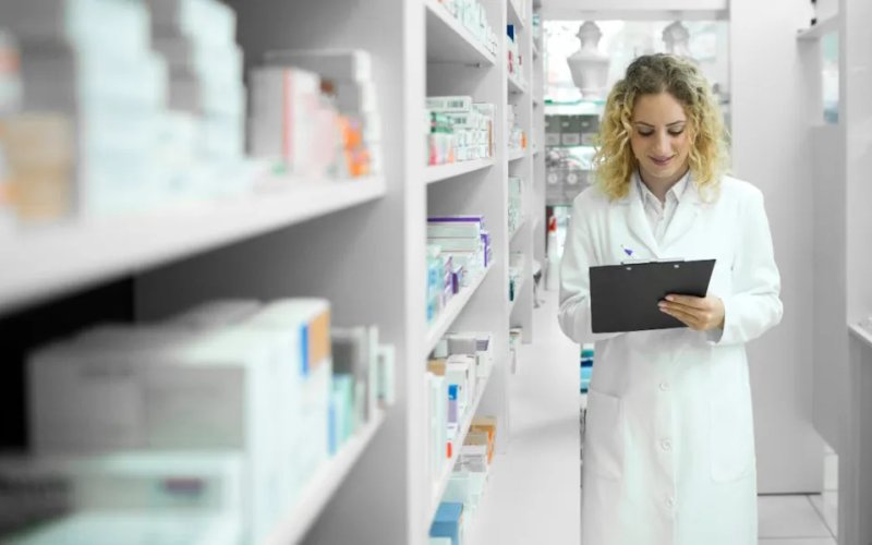 Robot de pharmacie : les avantages d'un robot distributeur de médicaments