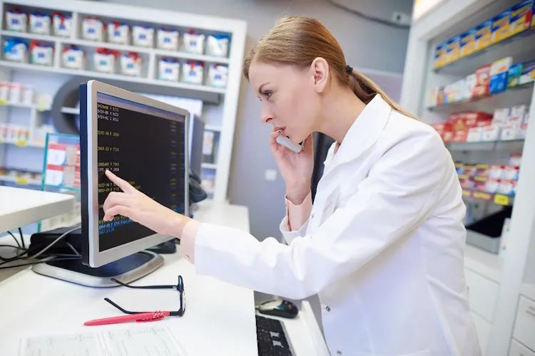 robot distributeur de medicaments